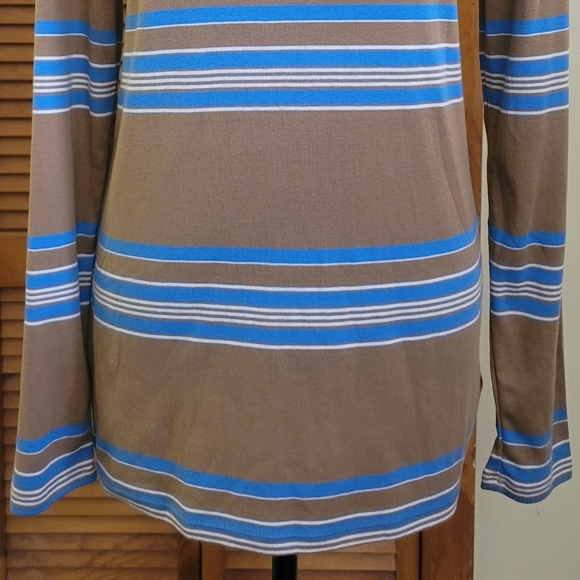 NWOT Old Navy Long Sleeve Tee Size Large - Picture 3 of 12